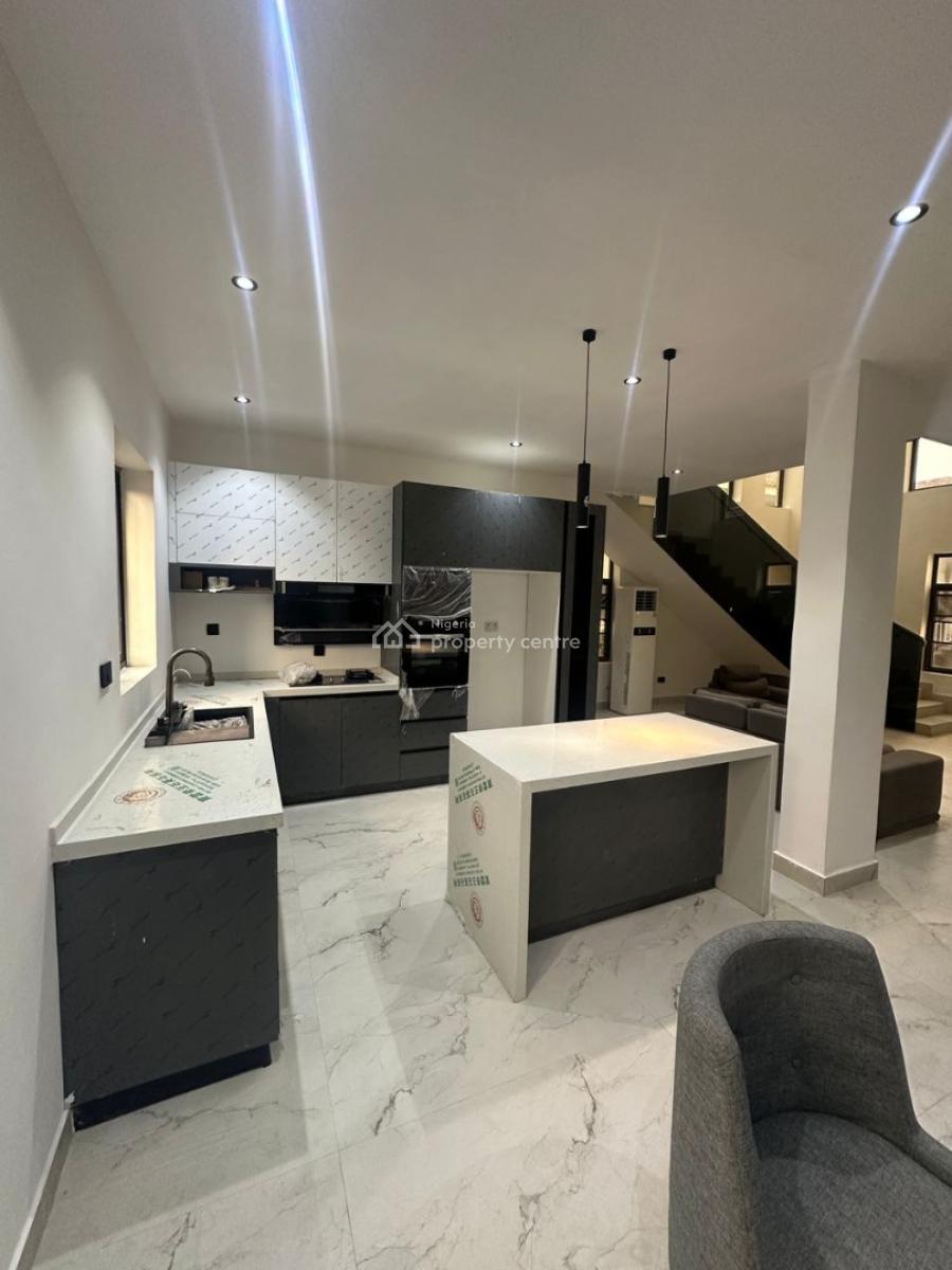 Well Finished Semi-furnished 3-bedroom Serviced Apartment with Bq, Oniru, Victoria Island (vi), Lagos, Flat / Apartment for Sale
