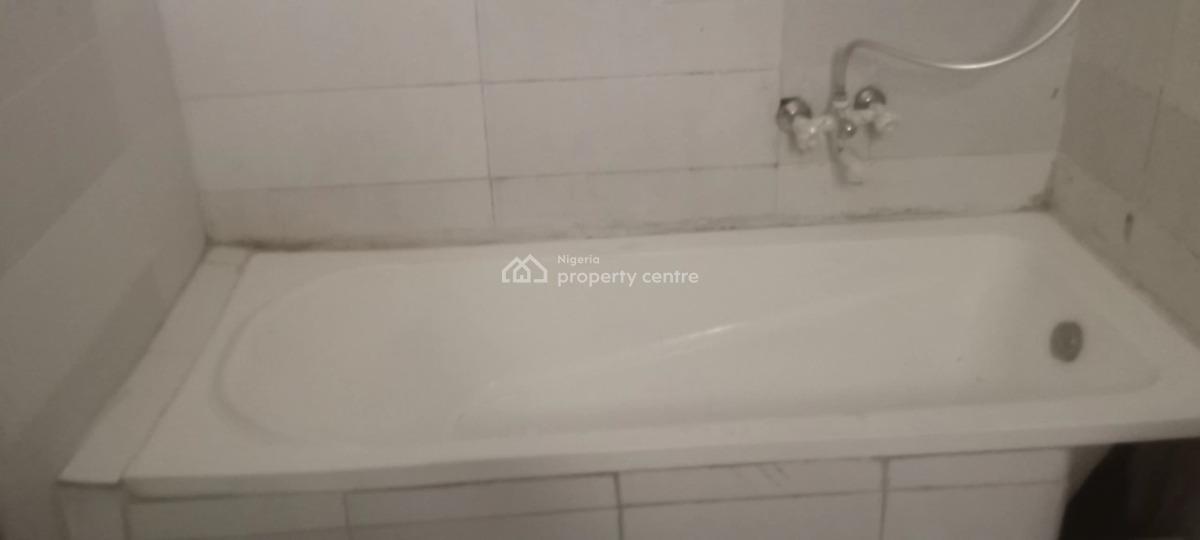 4 Bedroom with Bq, Off Mobil Road, Ilaje., Ajah, Lagos, Terraced Bungalow for Rent