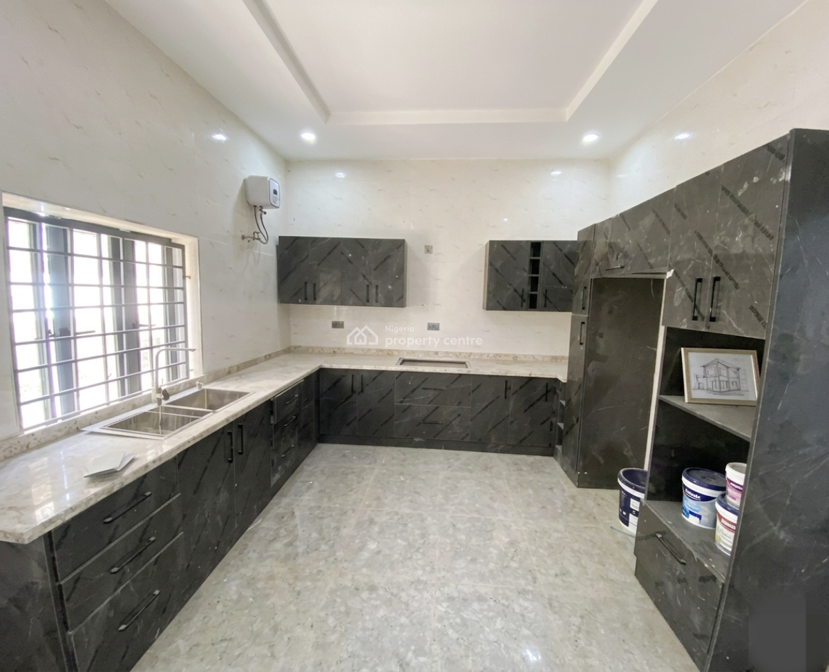 4 Bedrooms Terraced Duplex with Bq, Guzape District, Abuja, Terraced Duplex for Rent