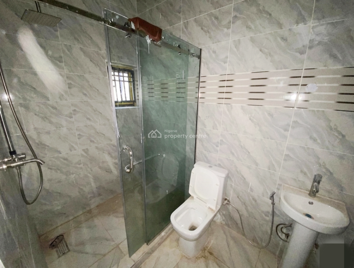 4 Bedrooms Terraced Duplex with Bq, Guzape District, Abuja, Terraced Duplex for Rent