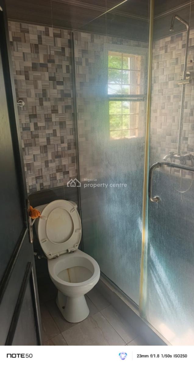 Spacious Room, Orchid Road, Lekki, Lagos, Self Contain (single Rooms) for Rent