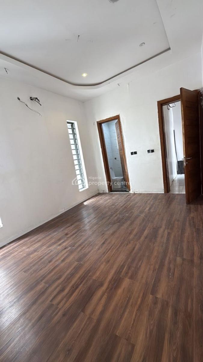 Lovely Room in a Shared Apartment, Chevron Alternative Route, Chevron, Lekki, Lagos, Lekki, Lagos, Self Contain (single Rooms) for Rent