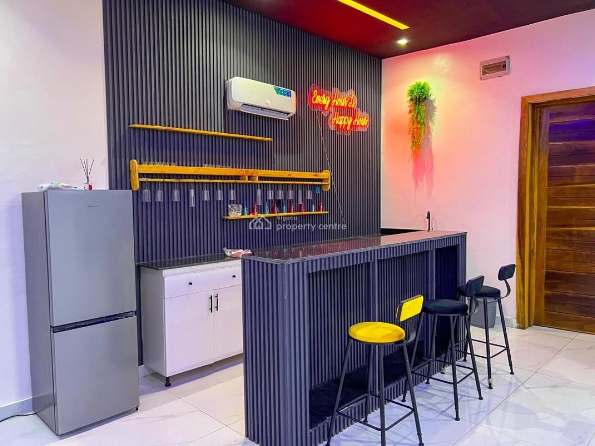 Coolest 3-bedroom Private Compound with Pool & Party Lounge, Ologolo, Lekki, Lagos, Flat / Apartment Short Let