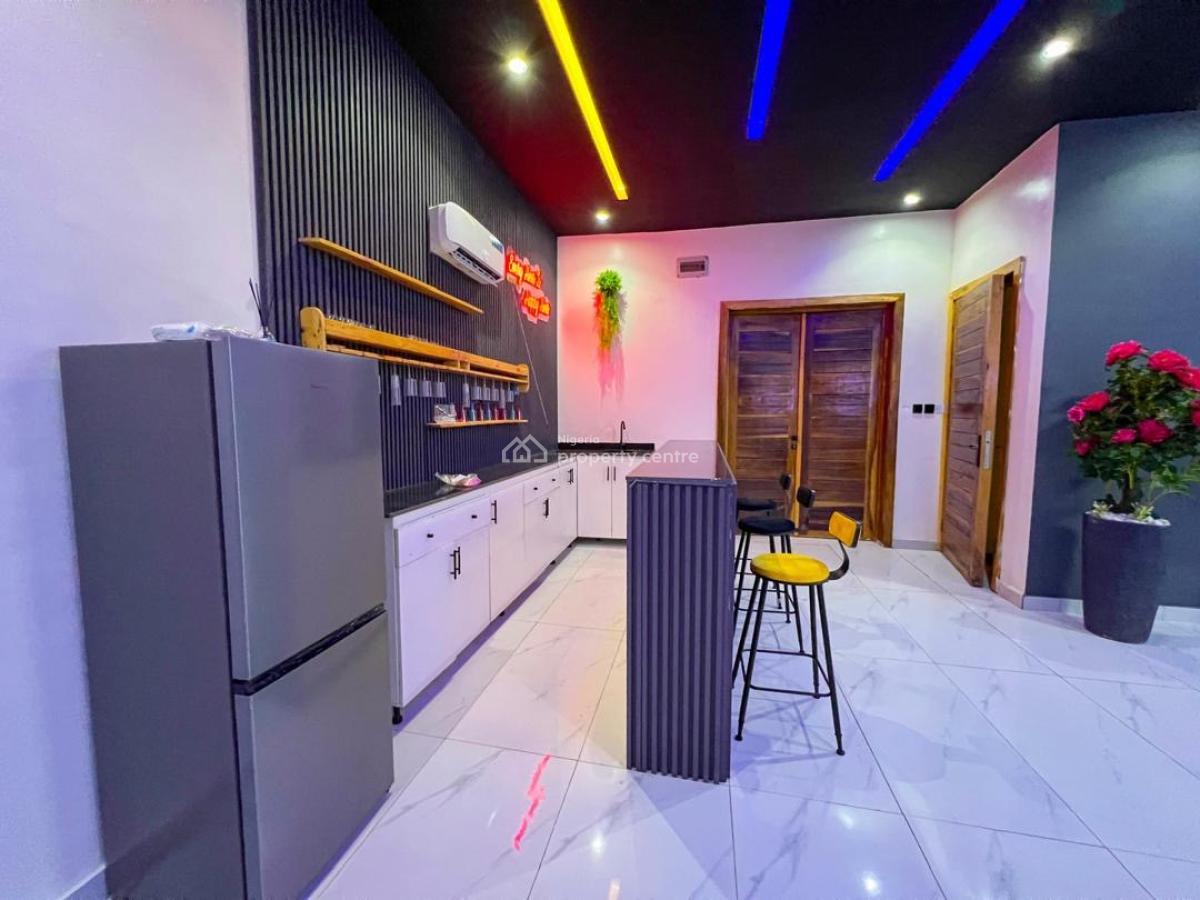 Coolest 3-bedroom Private Compound with Pool & Party Lounge, Ologolo, Lekki, Lagos, Flat / Apartment Short Let