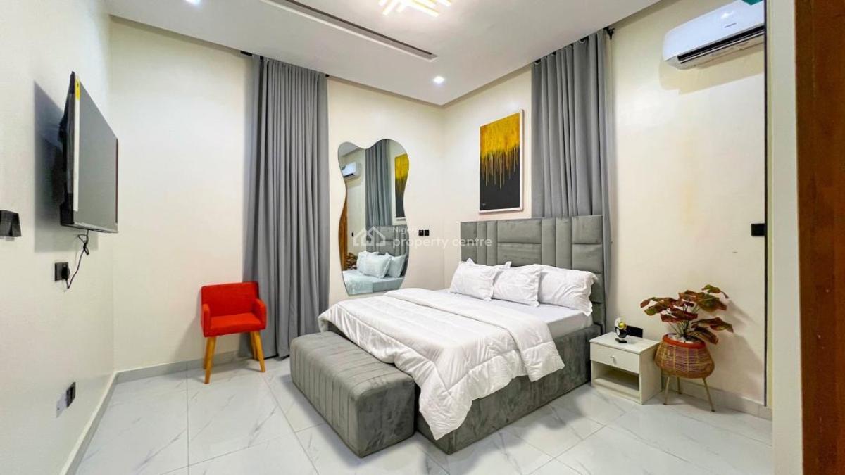 Coolest 3-bedroom Private Compound with Pool & Party Lounge, Ologolo, Lekki, Lagos, Flat / Apartment Short Let