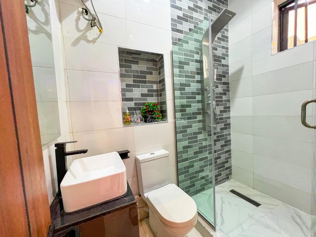 Coolest 3-bedroom Private Compound with Pool & Party Lounge, Ologolo, Lekki, Lagos, Flat / Apartment Short Let