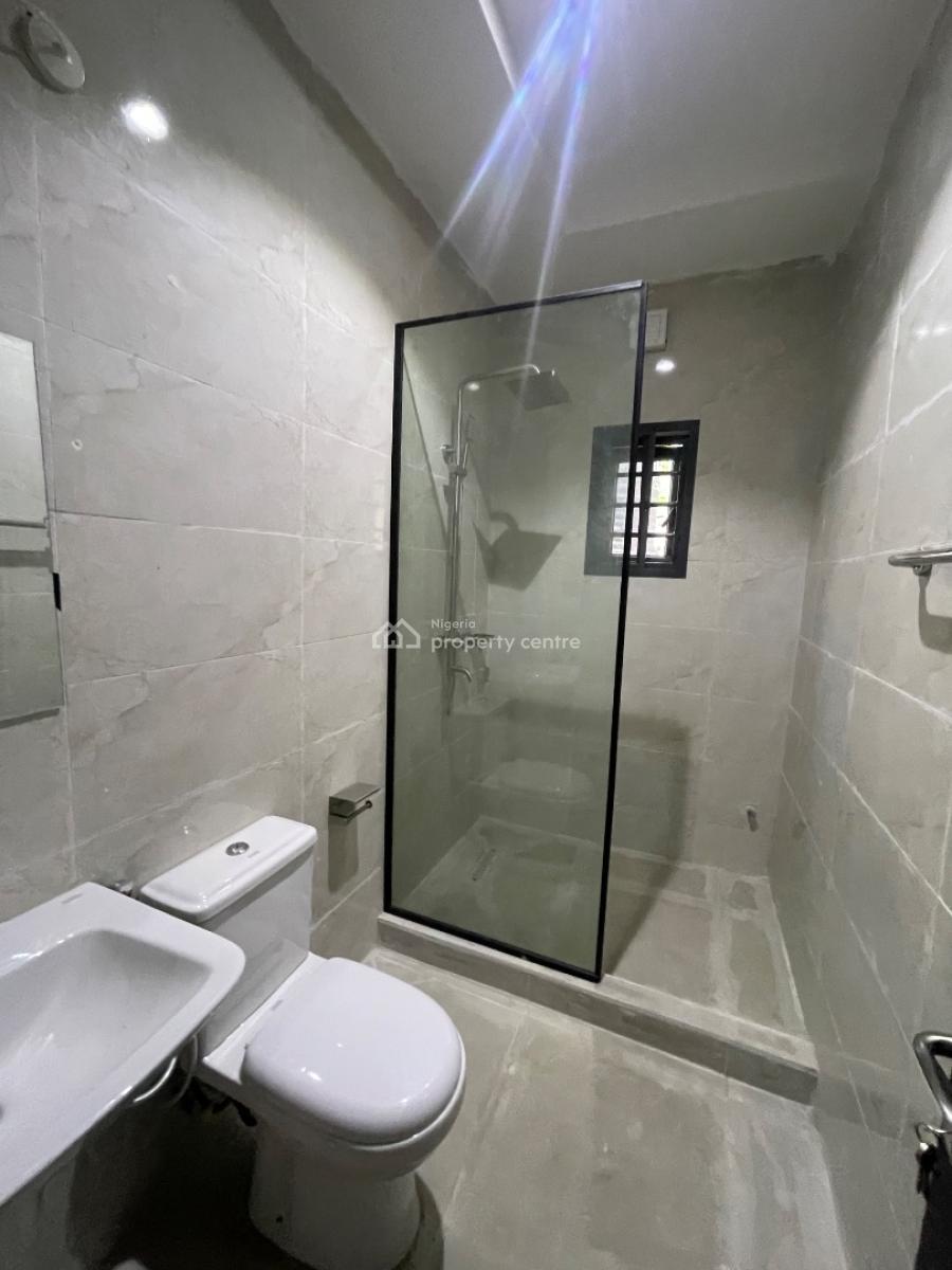 3 Bedroom with One Bedroom Guest House, Naf Valley Estate, Asokoro District, Abuja, Semi-detached Duplex for Rent