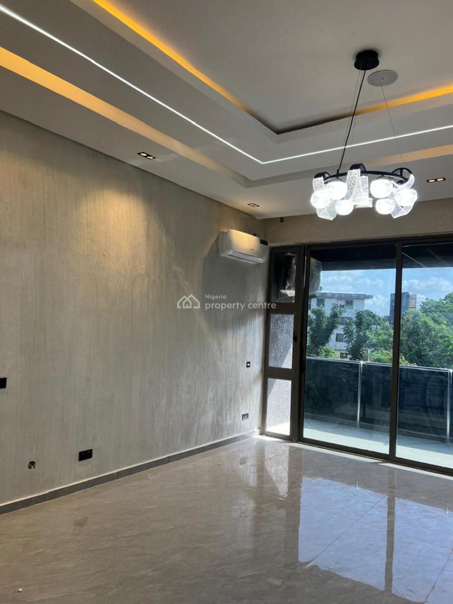 3 Bedroom Massionette + Bq + 3 Car Park, Shonibare Estate Ikeja, Maryland, Lagos, Flat / Apartment for Sale