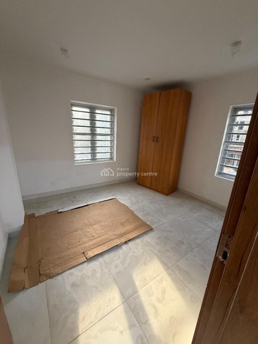Newly Built 2 Bedroom, Lekki Phase 1, Lekki, Lagos, Flat / Apartment for Rent
