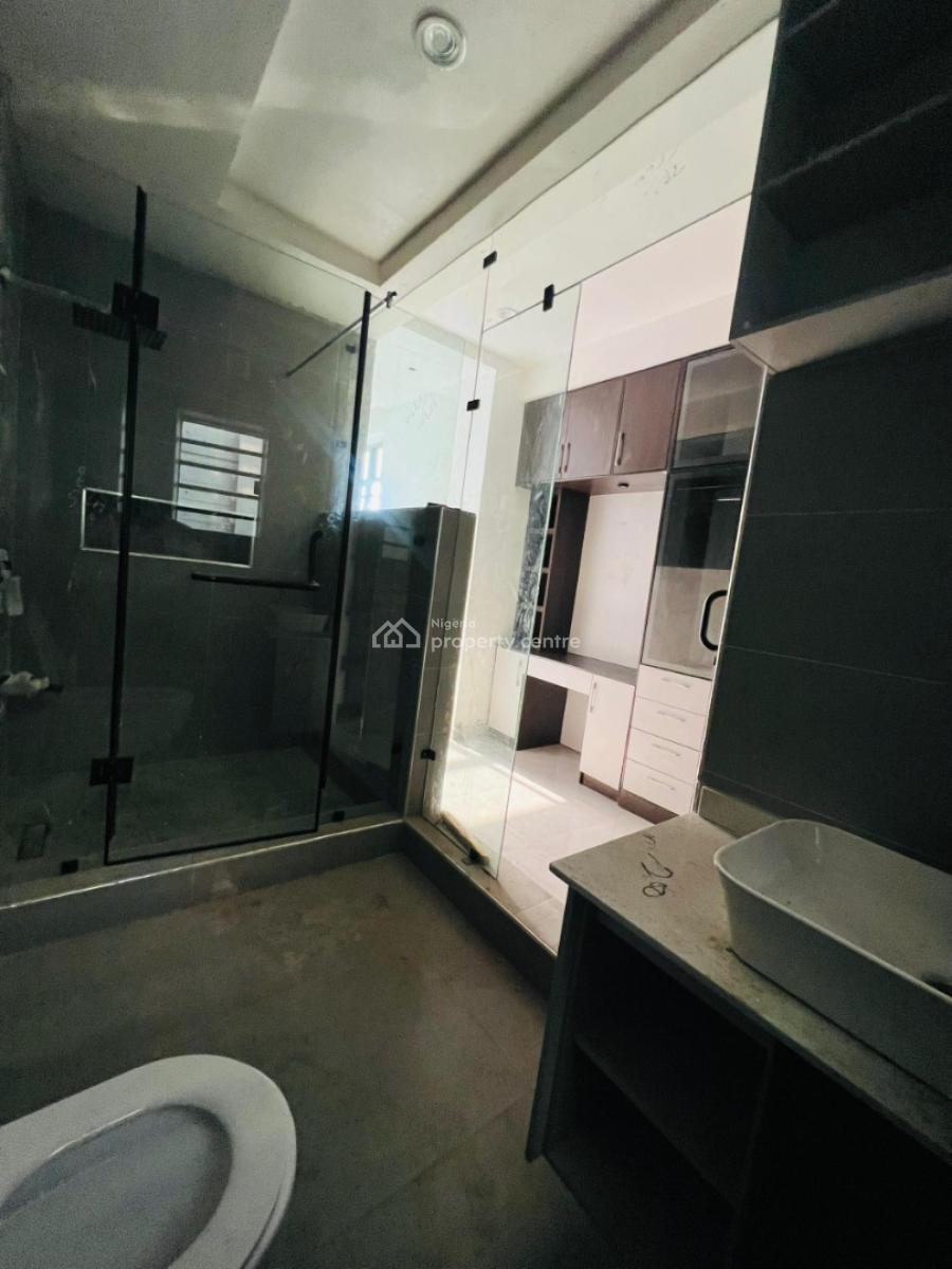 Exquisitely Built 4 Bedroom Duplex with Terrace  Plus Bq, Surulere, Lagos, Terraced Duplex for Sale