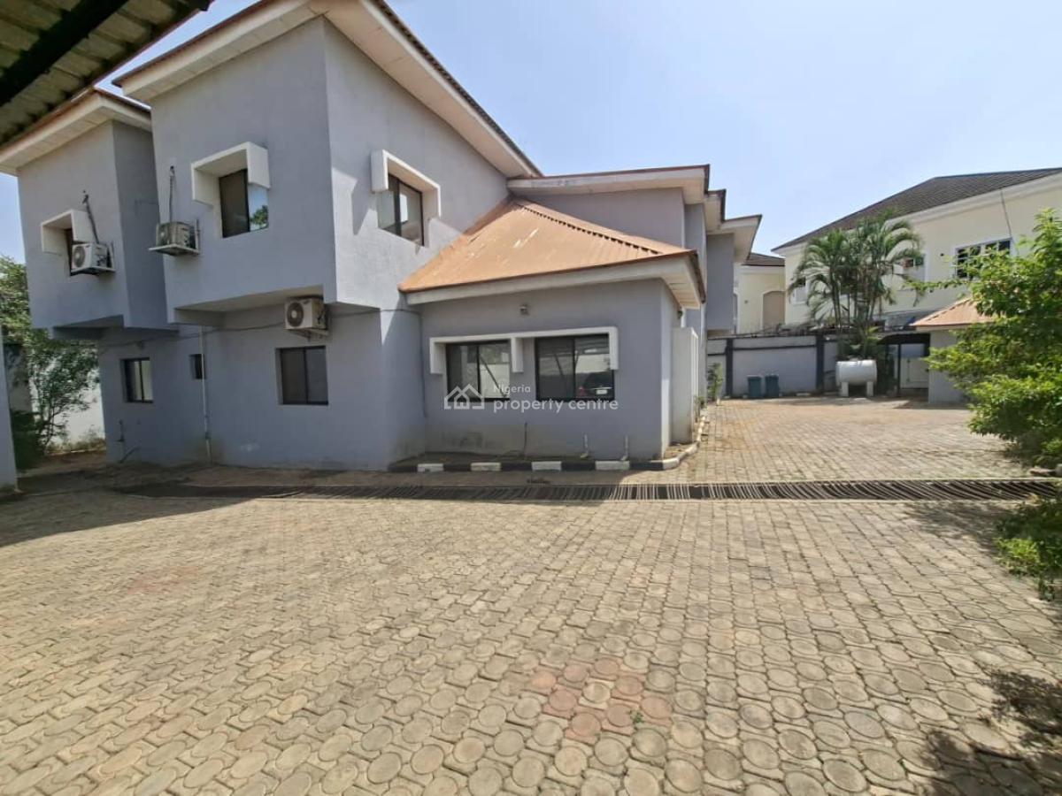 a Fully Detached 6bedrooms Duplex with 2rooms Bq, Off Ademola Adetokunbo Street, Maitama District, Abuja, Semi-detached Duplex for Rent