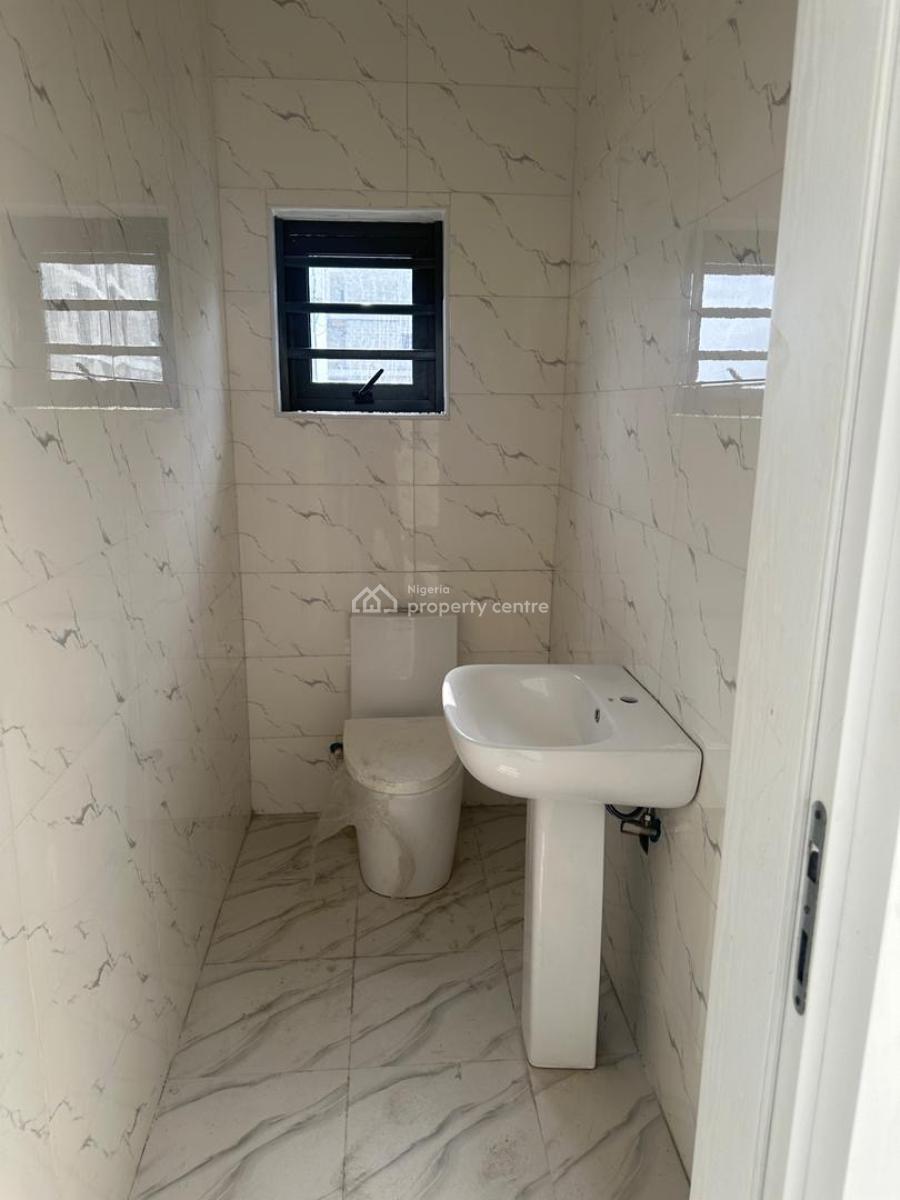 Luxury New 3bedroom Apartment with Bq Pool and Gym, Freedom Way, Lekki Phase 1, Lekki, Lagos, Flat / Apartment for Sale
