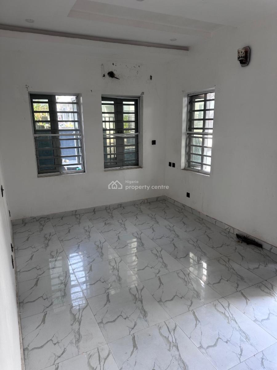 Massive Room and Parlor, Davies Court, Ologolo, Lekki, Lagos, Mini Flat (room and Parlour) for Rent