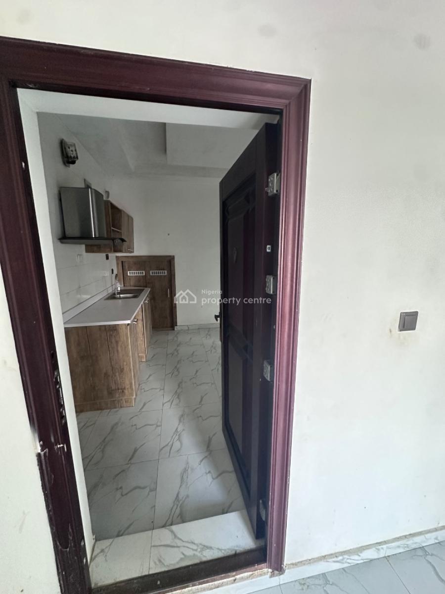Massive Room and Parlor, Davies Court, Ologolo, Lekki, Lagos, Mini Flat (room and Parlour) for Rent