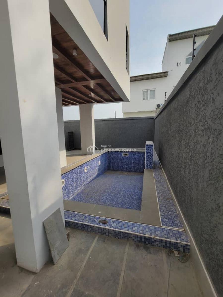 Smart 5 Bedroom Duplexone Massive Living Room with Dining Area *2 Fami, in an Eaattw in Onikoyi, Old Ikoyi, Ikoyi, Lagos, Detached Duplex for Sale