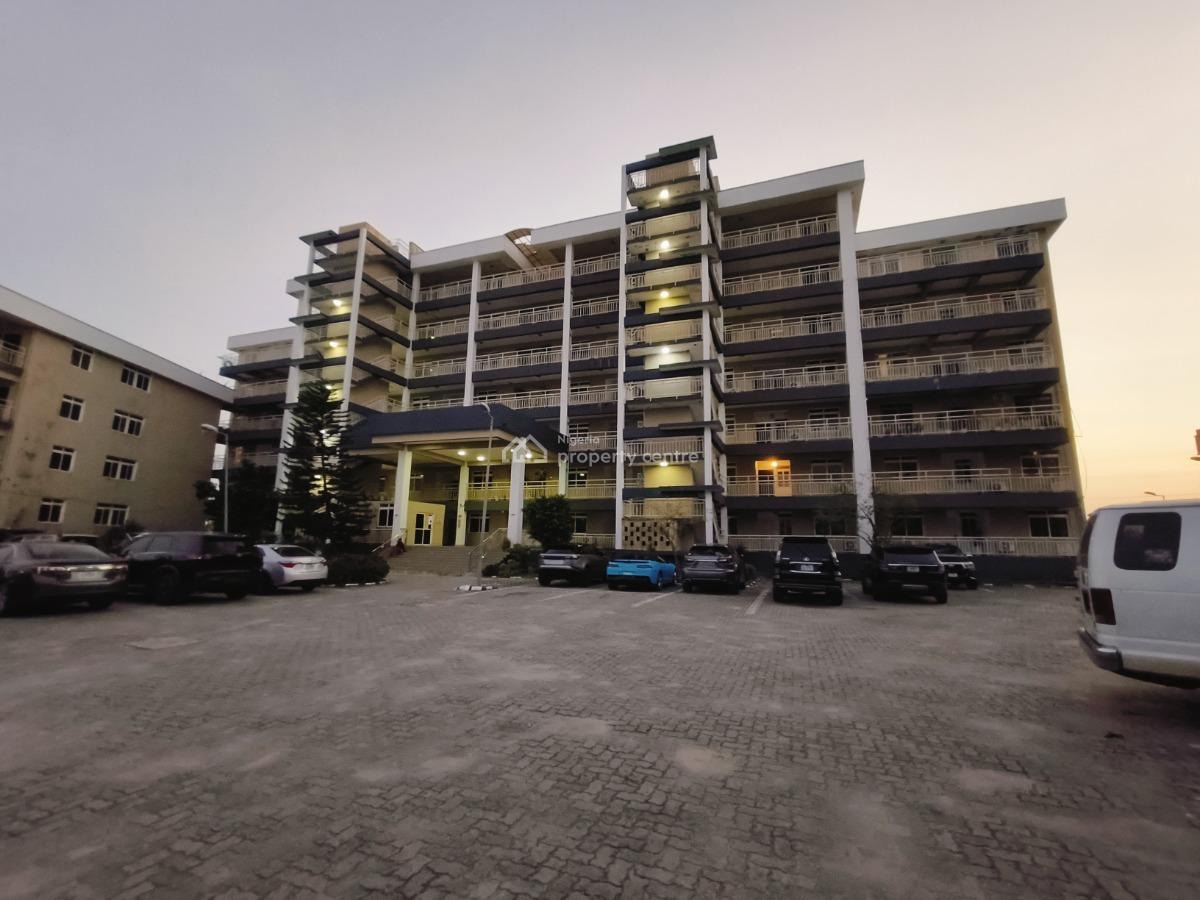 Waterfront 3 Bedroom Apartment, Lekki Phase 1, Lekki Phase 1, Lekki, Lagos, Flat / Apartment for Rent
