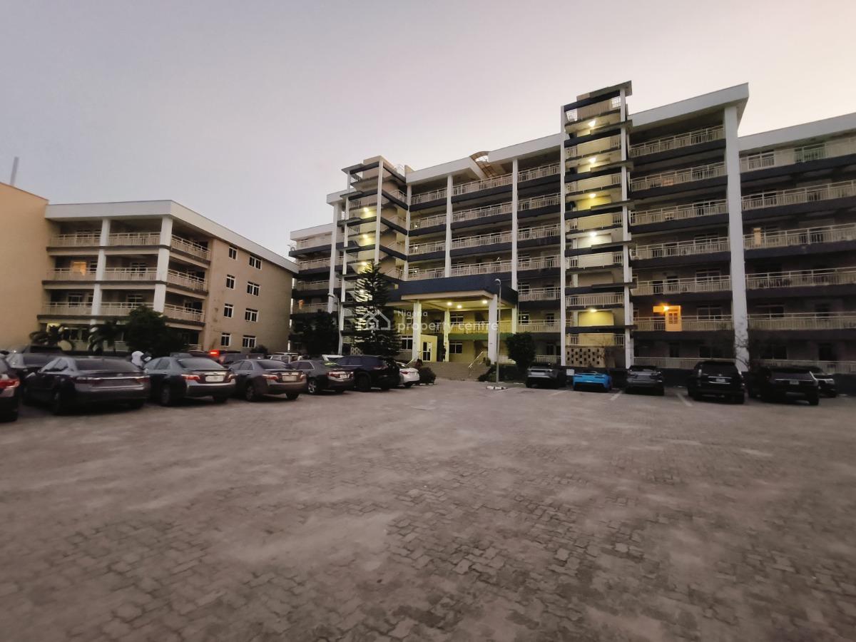 Waterfront 3 Bedroom Apartment, Lekki Phase 1, Lekki Phase 1, Lekki, Lagos, Flat / Apartment for Rent
