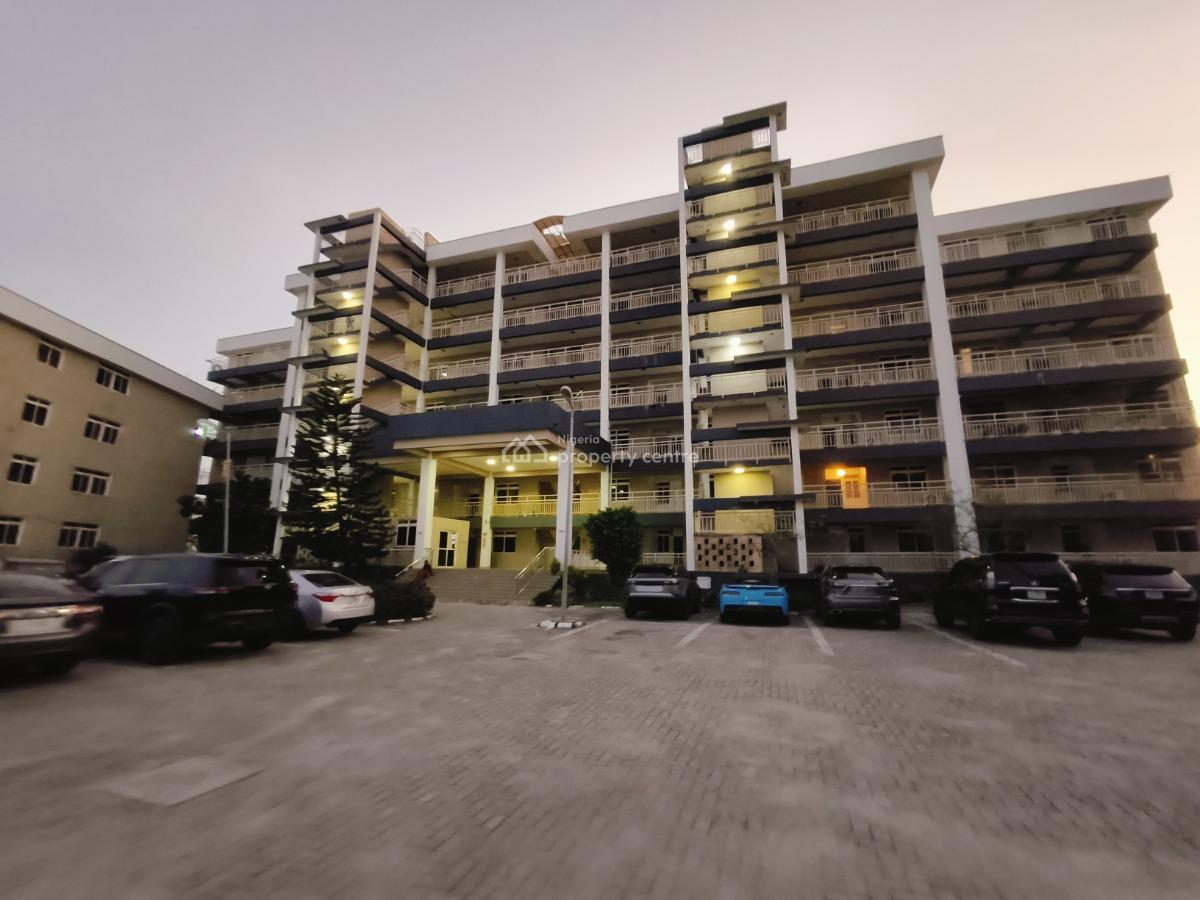 Waterfront 3 Bedroom Apartment, Lekki Phase 1, Lekki Phase 1, Lekki, Lagos, Flat / Apartment for Rent