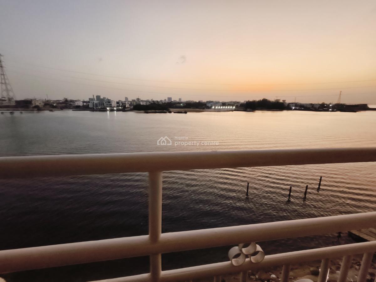 Waterfront 3 Bedroom Apartment, Lekki Phase 1, Lekki Phase 1, Lekki, Lagos, Flat / Apartment for Rent