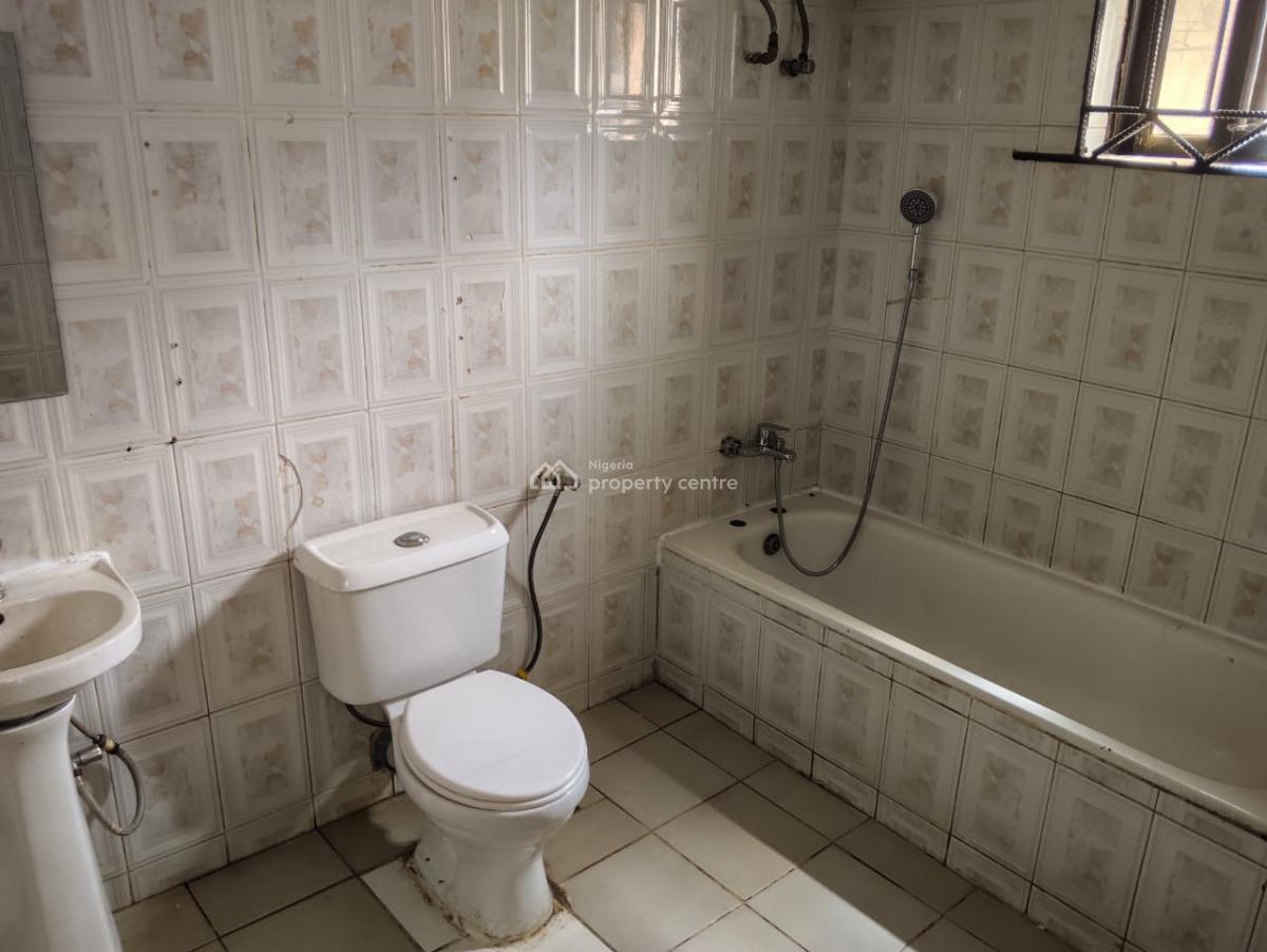 2 Bedroom Apartment, By Shoprite, Jabi, Abuja, Flat / Apartment for Rent