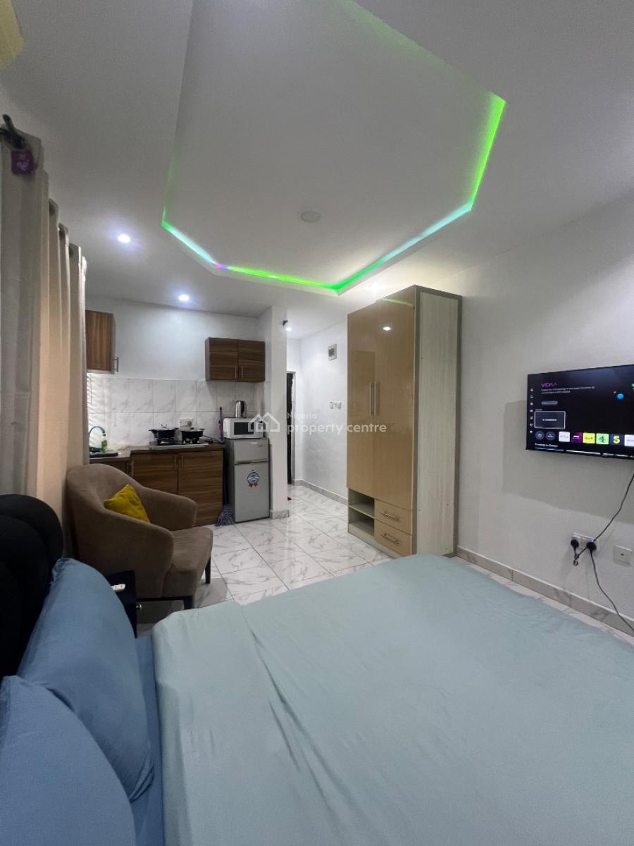 Monthly Stay Furnished Studio in a Mini Estate, Jibowu, Yaba, Lagos, Self Contain (single Rooms) for Rent