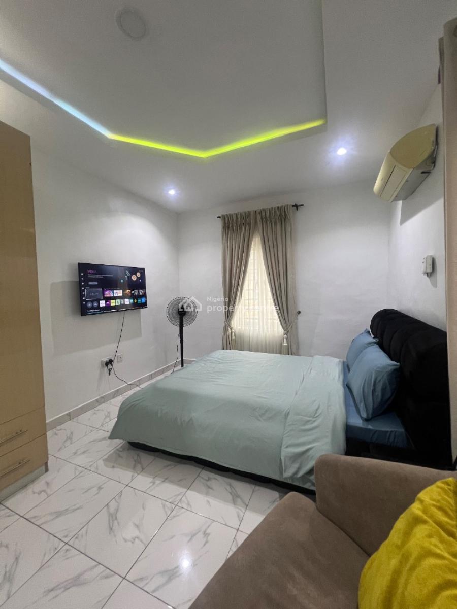 Monthly Stay Furnished Studio in a Mini Estate, Jibowu, Yaba, Lagos, Self Contain (single Rooms) for Rent