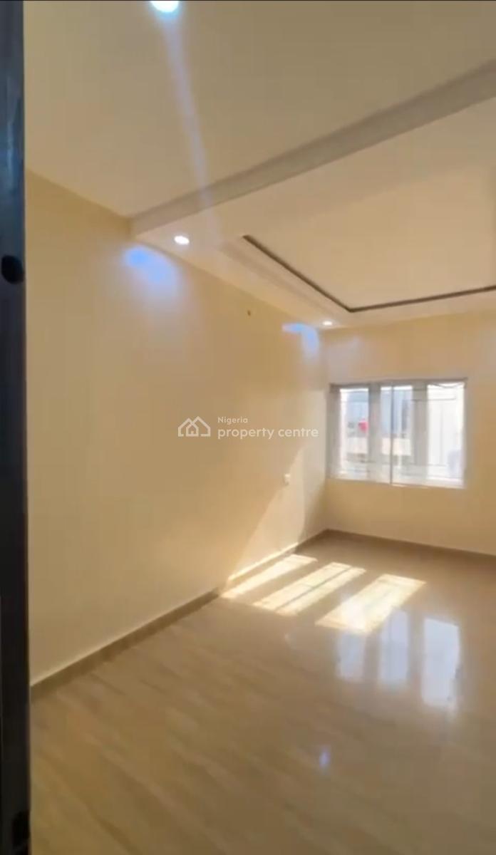 Very Spacious 3 Bedroom Flat, Paradise Estate, Idu Industrial, Abuja, Flat / Apartment for Sale