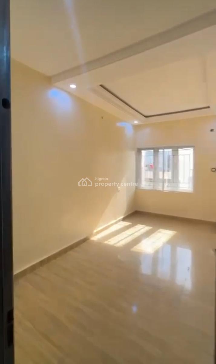 Very Spacious 3 Bedroom Flat, Paradise Estate, Idu Industrial, Abuja, Flat / Apartment for Sale