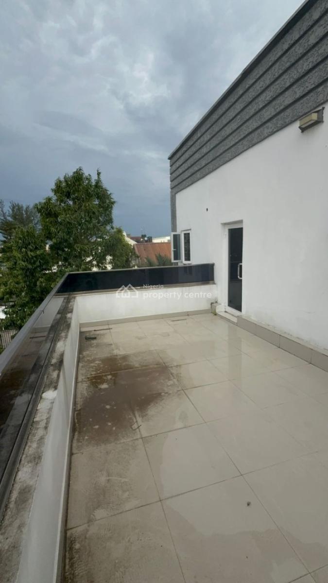 Well Finished 4 Bedroom Semi-detached House with a Room Bq, Lekki Phase 1, Lekki, Lagos, Semi-detached Duplex for Rent