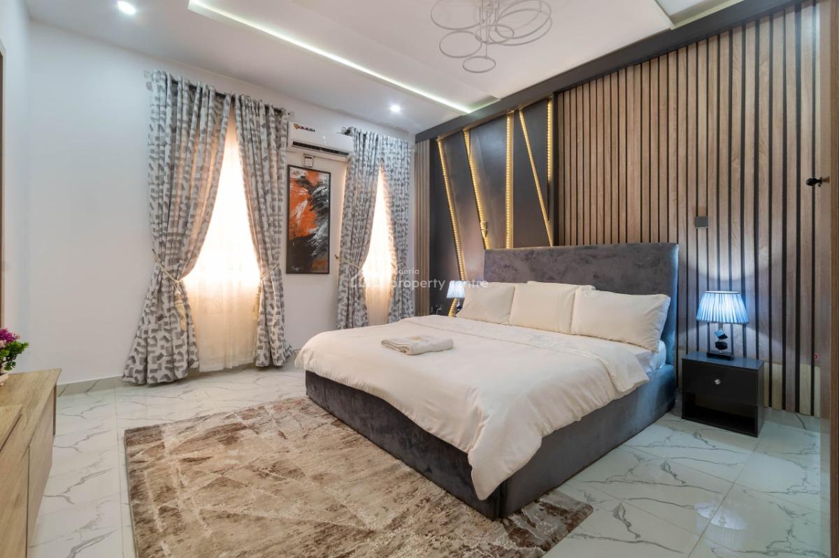 Luxury 2 Bedroom Apartment with Swimming Pool and Gymnasium, Football Pitch, Ps5,smart Door Lock,inbulit Speakers,table Tennis, Ajah, Lagos, Flat / Apartment Short Let