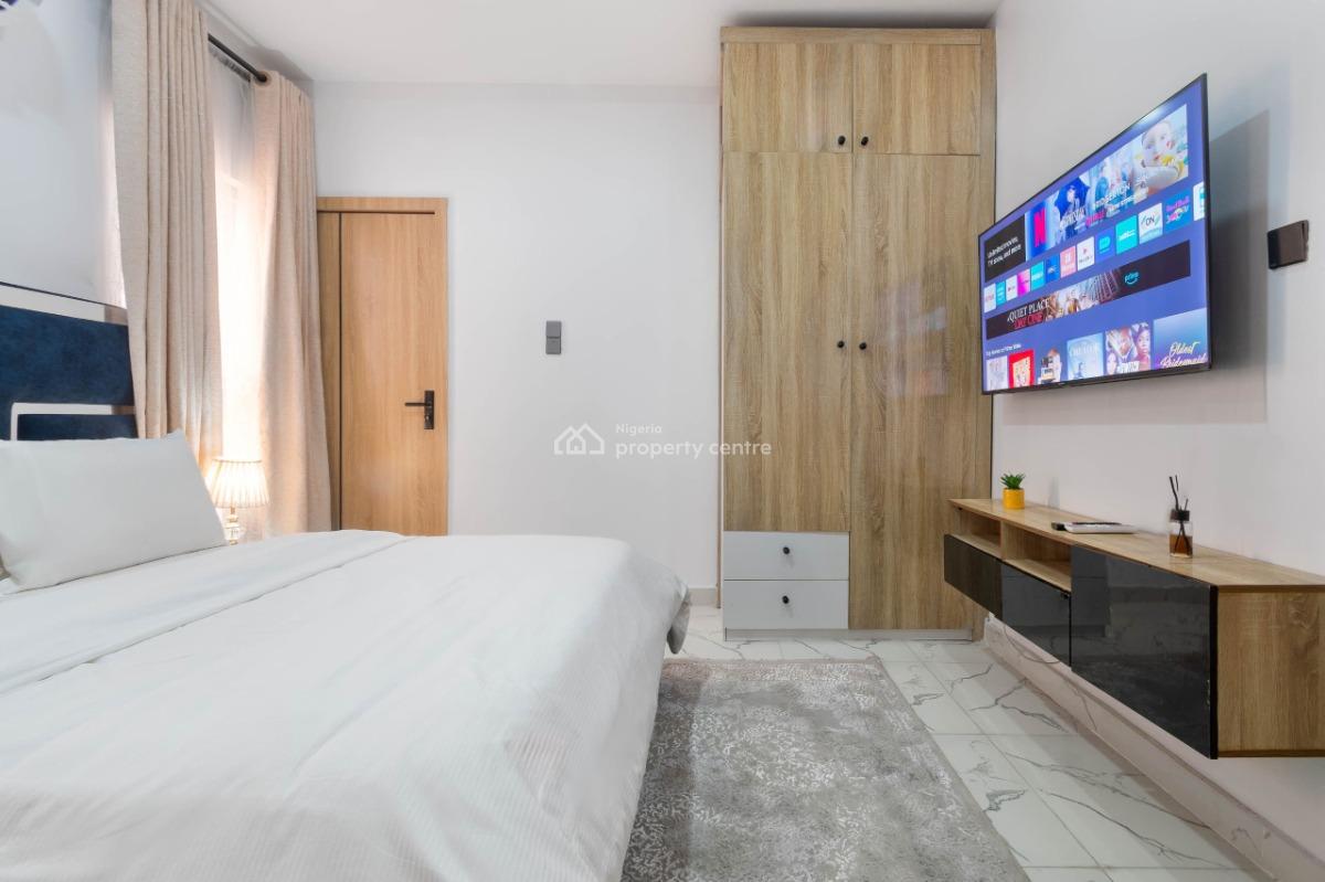 Luxury 2 Bedroom Apartment with Swimming Pool and Gymnasium, Football Pitch, Ps5,smart Door Lock,inbulit Speakers,table Tennis, Ajah, Lagos, Flat / Apartment Short Let