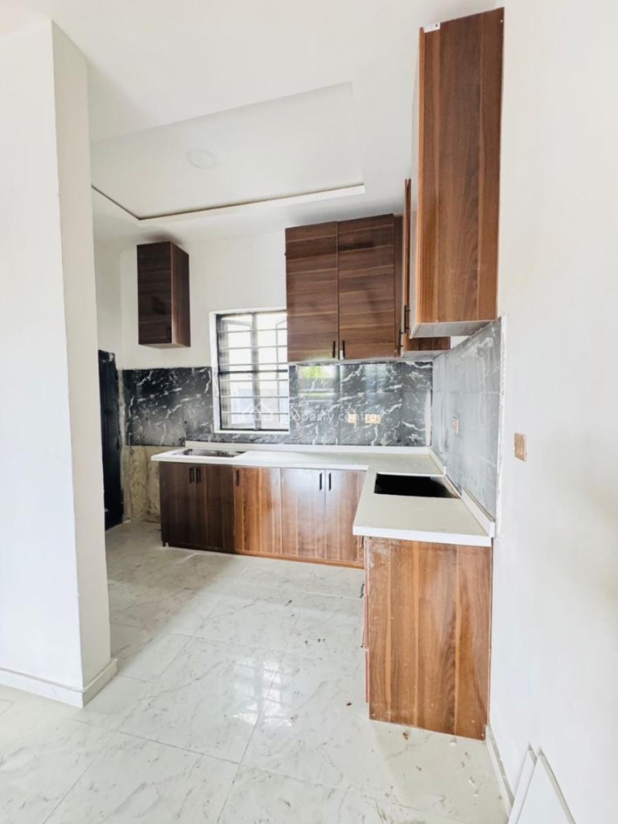 Mini Flat, Orchid Lekki, Lekki, Lagos, Mini Flat (room and Parlour) for Rent