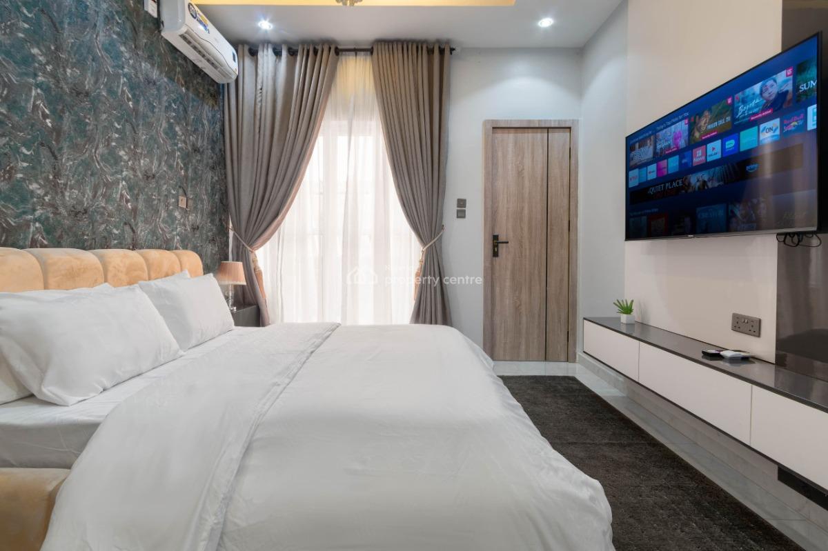 Luxury 2 Bedroom Apartments with Gymnasium,ps5and Unlimited Wifi, Swimming Pool,housekeeping,board Games,snooker, Ikate, Lekki, Lagos, Flat / Apartment Short Let