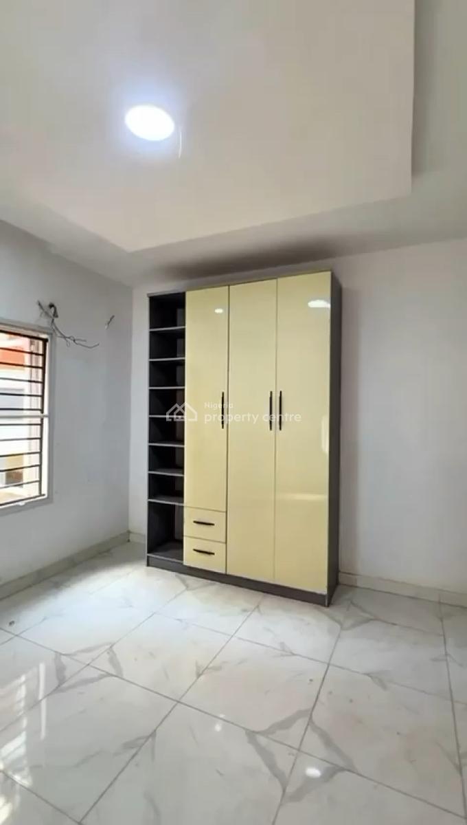 Luxury 2 Bedroom Apartment with Bq, Freedom Way, Lekki Phase 1, Lekki, Lagos, Flat / Apartment for Sale