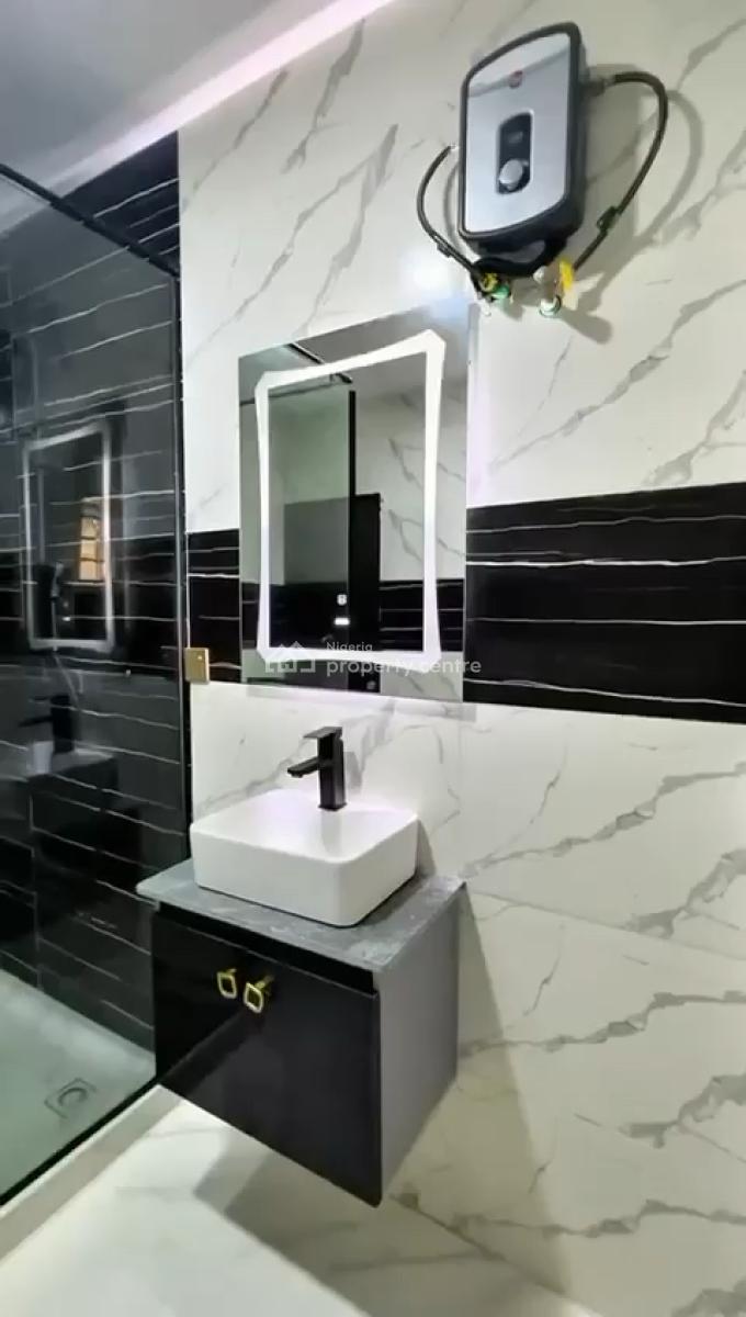 Luxury 2 Bedroom Apartment with Bq, Freedom Way, Lekki Phase 1, Lekki, Lagos, Flat / Apartment for Sale