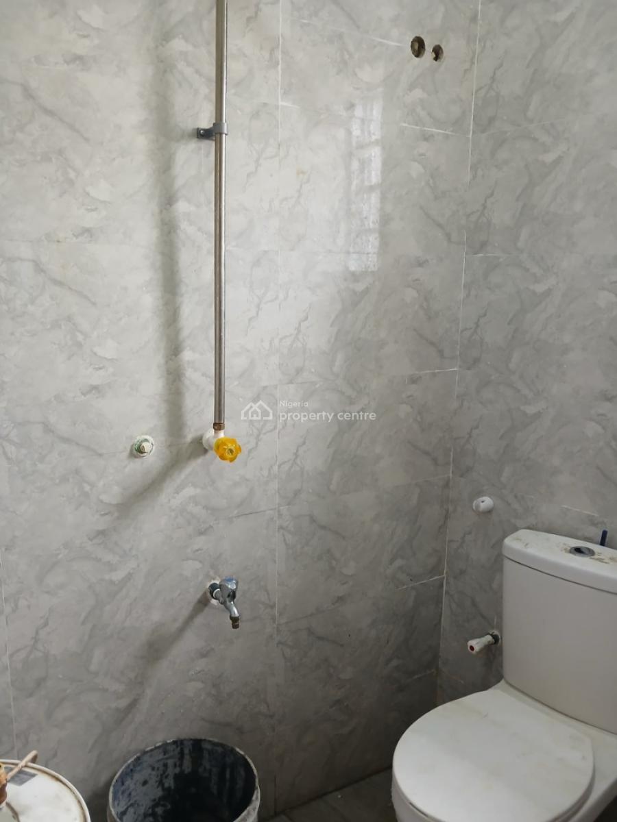 a Room Self Contain Apartment, Magodo Phase 1, Gra Phase 1, Magodo, Lagos, Self Contain (single Rooms) for Rent