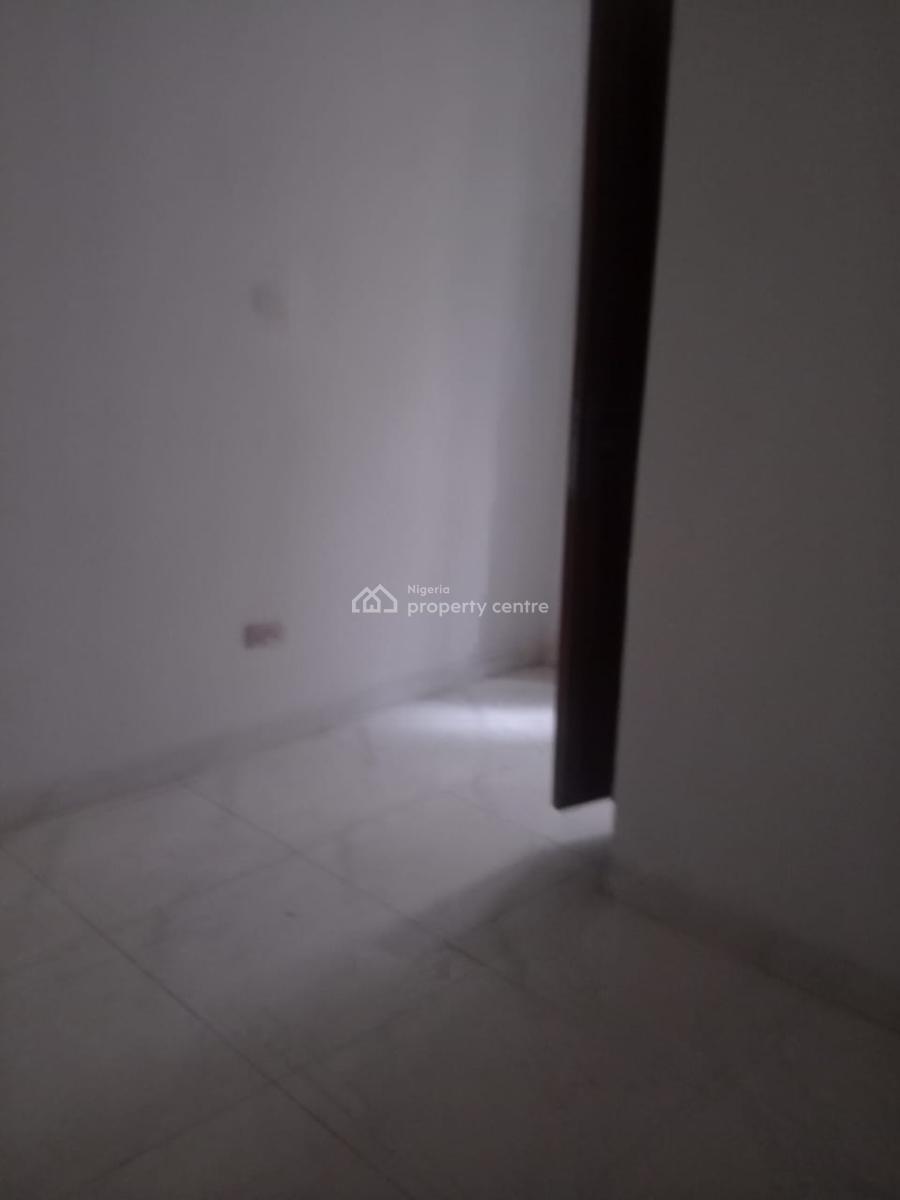 4brm Semi-detached Direct Facing Mega Chicken Viable for Commercial, Opp Mega Chicken Ikota Lekki, Lekki, Lagos, Semi-detached Duplex for Rent