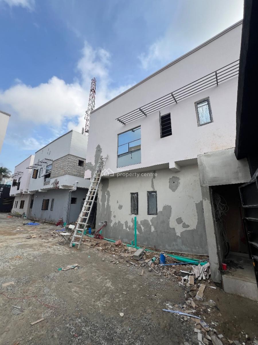 Lovely Built 1 Bedroom Apartment Lease in a Good Location, Obanikoro, Shomolu, Lagos, Mini Flat (room and Parlour) for Sale
