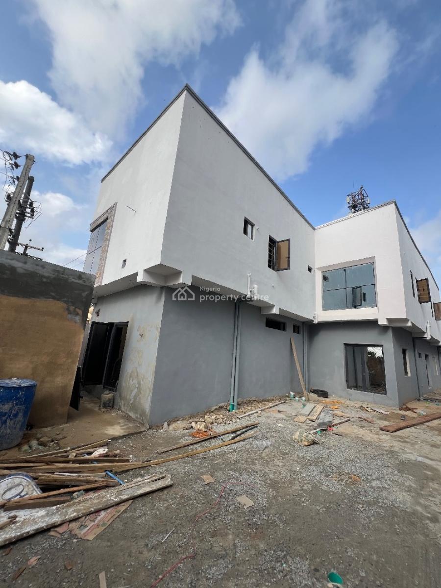 Lovely Built 1 Bedroom Apartment Lease in a Good Location, Obanikoro, Shomolu, Lagos, Mini Flat (room and Parlour) for Sale