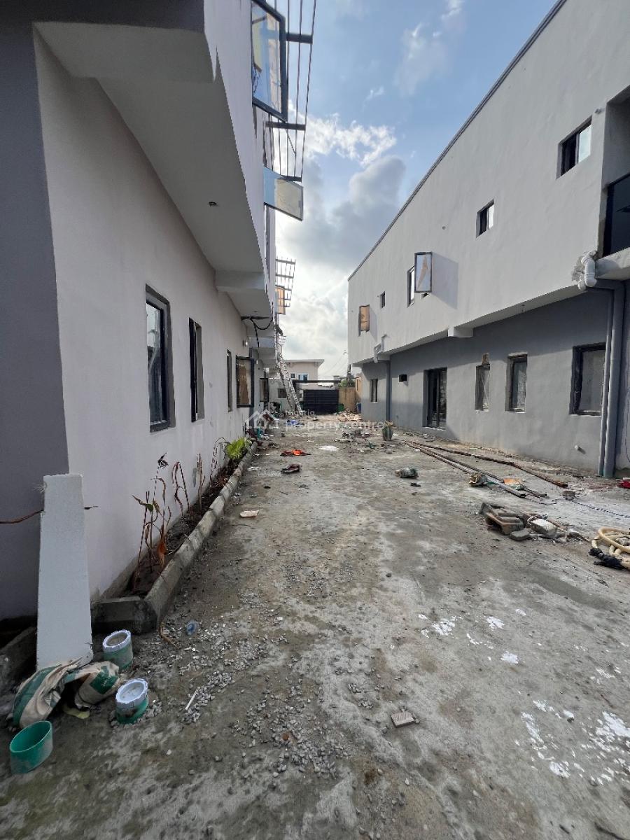 Lovely Built 1 Bedroom Apartment Lease in a Good Location, Obanikoro, Shomolu, Lagos, Mini Flat (room and Parlour) for Sale