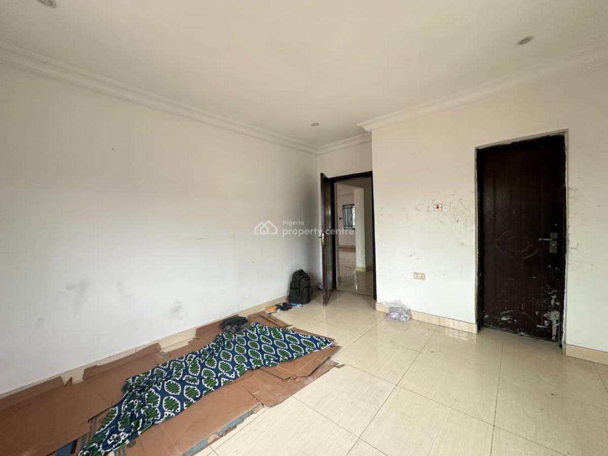 Spacious 3 Bedroom Apartment (first Floor), Lekki Phase 1, Lekki, Lagos, Flat / Apartment for Rent