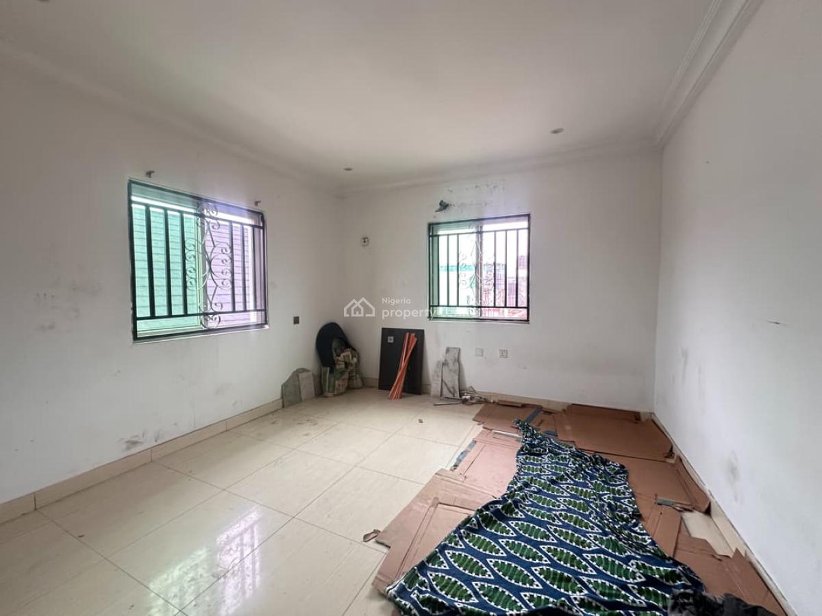 Spacious 3 Bedroom Apartment (first Floor), Lekki Phase 1, Lekki, Lagos, Flat / Apartment for Rent