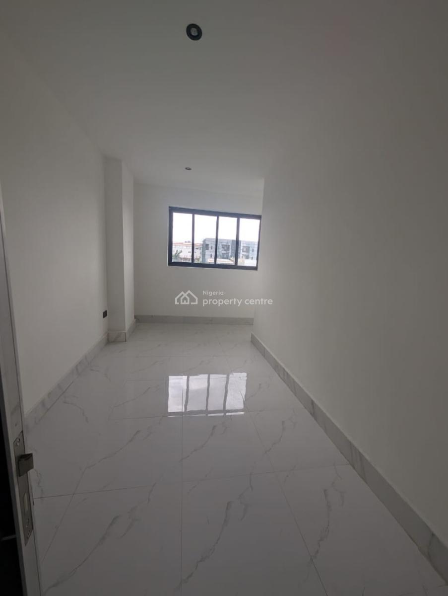 Luxury 3 Bedroom Penthouse Duplex with a Room Bq, Gym, Swimming Pool, Off Issac Jonhn Sftmv, Ikeja Gra, Ikeja, Lagos, Flat / Apartment for Rent