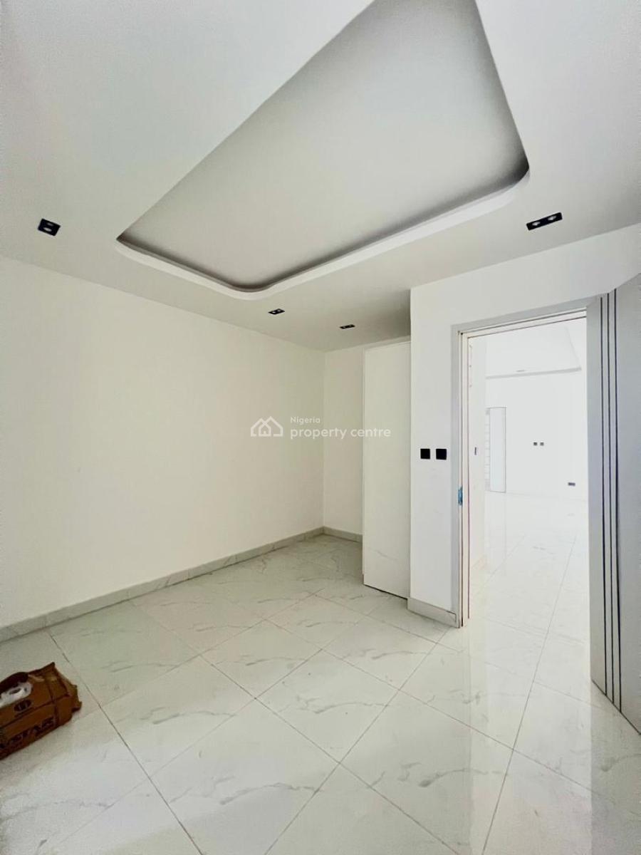 Beautiful 2bedroom Apartment with an Elevator Within a Secured Environ, Ikate, Lekki, Lagos, Flat / Apartment for Sale