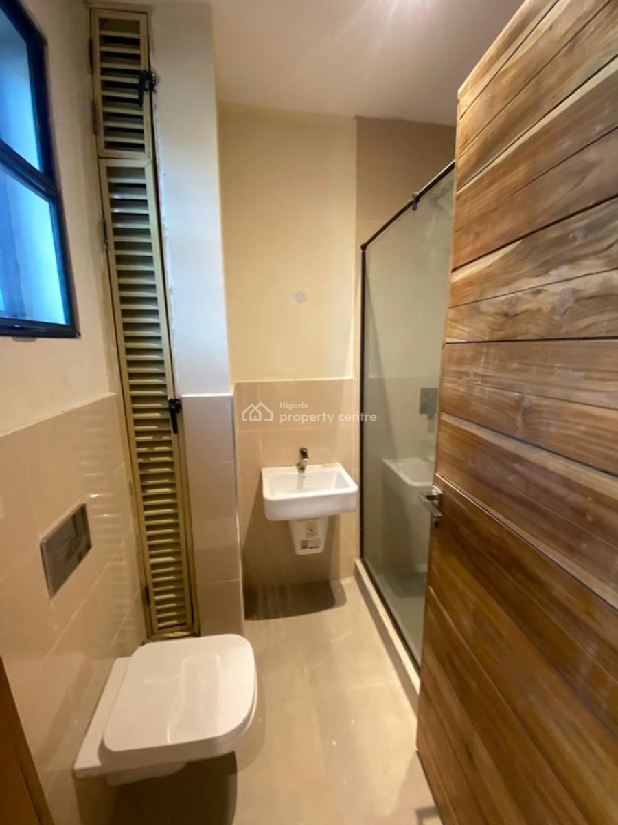 Luxury 3 Bedroom Apartment  with Gym & Pool in a Serene Environment, Lekki Phase 1, Lekki, Lagos, Flat / Apartment for Rent