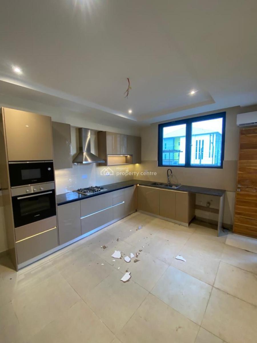 Luxury 3 Bedroom Apartment  with Gym & Pool in a Serene Environment, Lekki Phase 1, Lekki, Lagos, Flat / Apartment for Rent