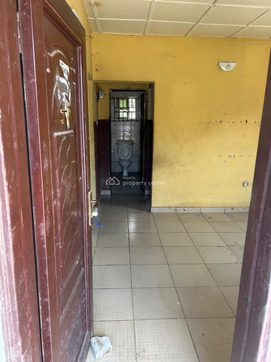 Standard Mini Flat, Adeola Street Igando Via Arikoserere, Igando, Alimosho, Lagos, Mini Flat (room and Parlour) for Rent