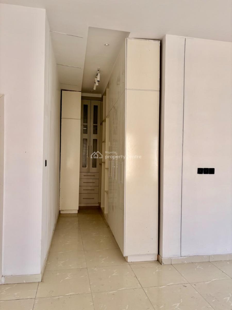 Massive 5 Bedroom Fully Detached Duplex with Bq, Gatehouse & Carports, Royal Pine Estate, Orchid Road By Lekki 2nd Toll Gate, Lekki, Lagos, Detached Duplex for Sale