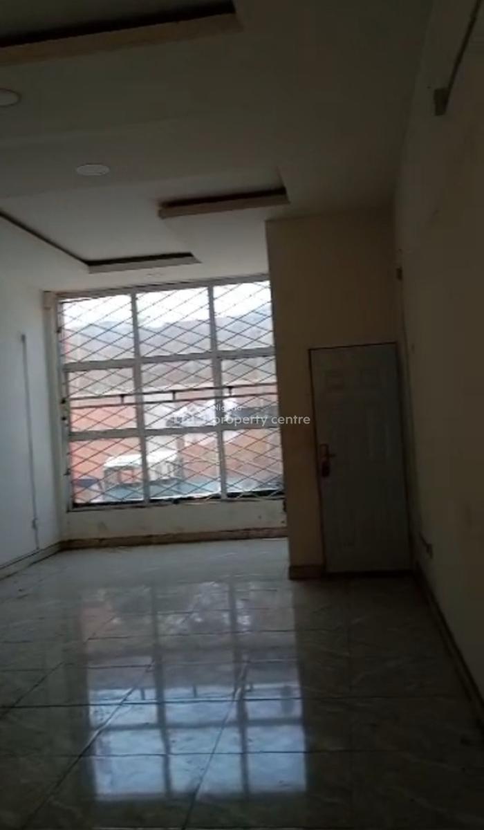 Spacious Plaza Shop for Lease, 6th Avenue, Gwarinpa, Abuja, Commercial Property for Rent
