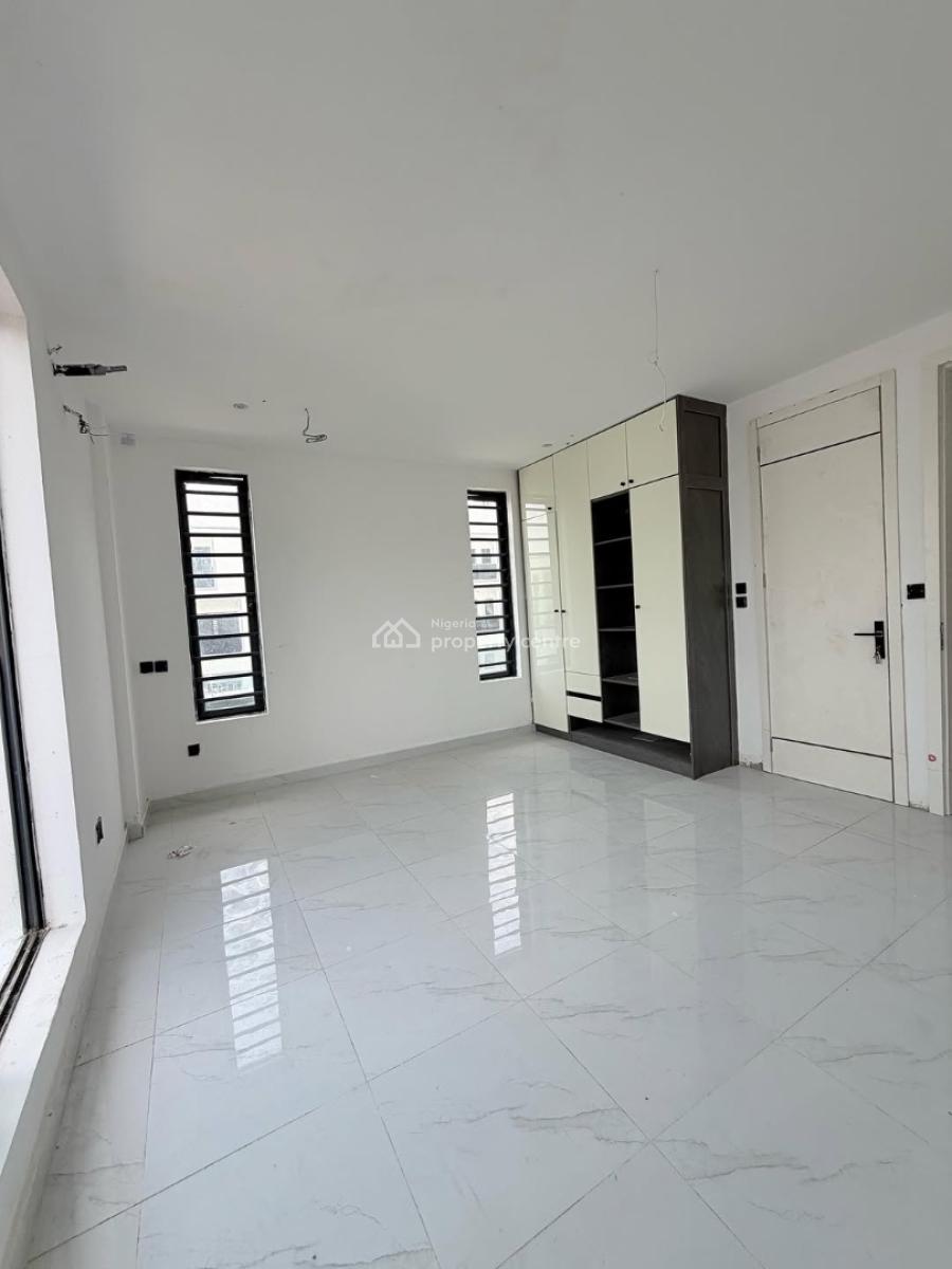 2 Bedroom  Apartment  with Swimming Pool, Ikate Lekki, Ikate, Lekki, Lagos, Flat / Apartment for Rent